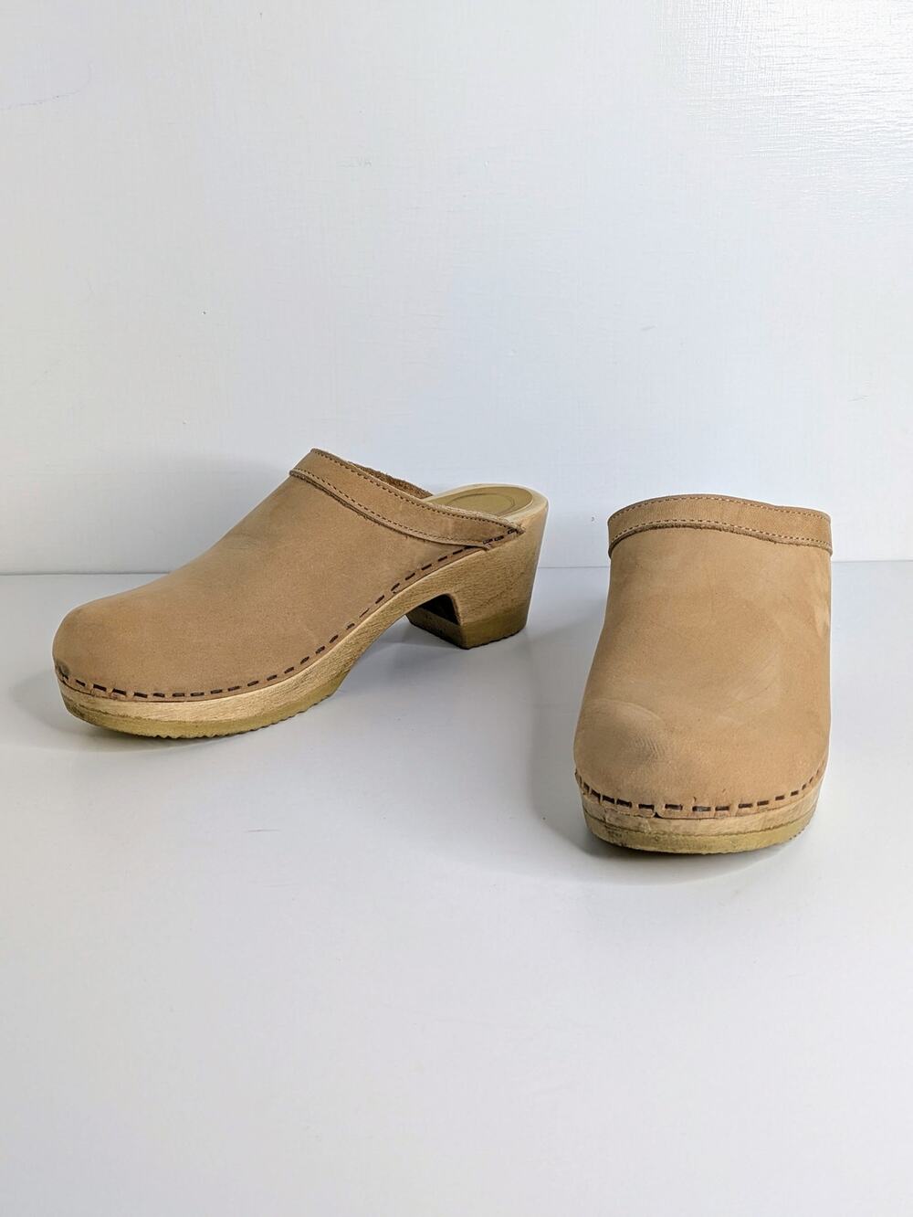 No. 6 Old School Clog Mid Heel 38 Bone Tan Nubuck Leather Wood Base NYC 7.5 8